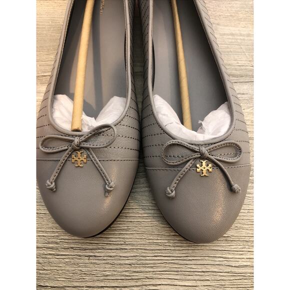 TORY BURCH Cap Toe Quilted Ballet Flat Bay Gray Leather Shoes Sz 10 BRAND NEW - Picture 9 of 10